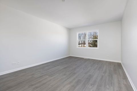 Tiny photo for 720 Hoover Drive, Carol Stream, IL 60188 (MLS # 12586248)