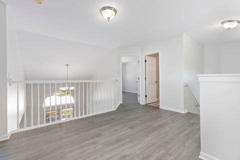 Tiny photo for 720 Hoover Drive, Carol Stream, IL 60188 (MLS # 12586248)