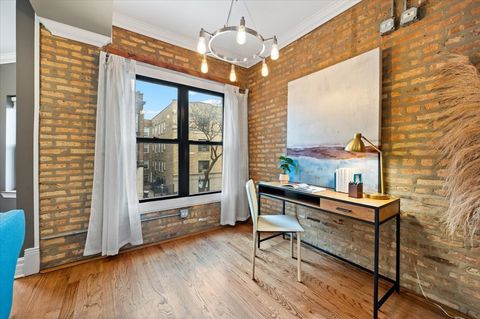 Tiny photo for 744 W Cornelia Avenue #2W, Chicago, IL 60657 (MLS # 12540432)