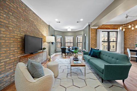 Tiny photo for 744 W Cornelia Avenue #2W, Chicago, IL 60657 (MLS # 12540432)