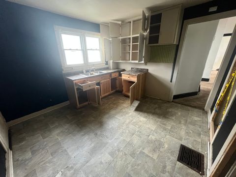 Tiny photo for 429 E Locust Street, Kankakee, IL 60901 (MLS # 12632516)