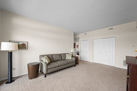 Tiny photo for 3135 Town Square Drive #407, Rolling Meadows, IL 60008 (MLS # 12594547)
