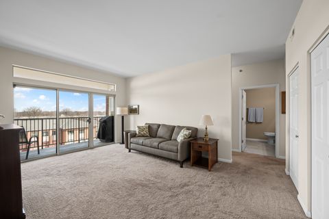 Tiny photo for 3135 Town Square Drive #407, Rolling Meadows, IL 60008 (MLS # 12594547)