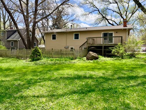 Tiny photo for 2704 Myang Avenue, McHenry, IL 60050 (MLS # 12590496)