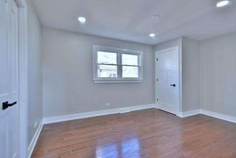 Tiny photo for 5435 N Mobile Avenue, Chicago, IL 60630 (MLS # 12607488)