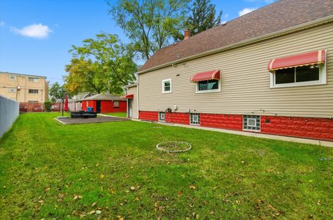 Tiny photo for 12412 S Lincoln Street, Calumet Park, IL 60827 (MLS # 12506358)