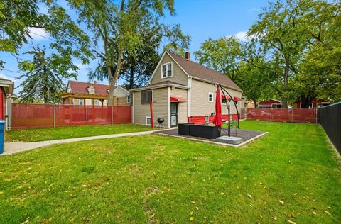 Tiny photo for 12412 S Lincoln Street, Calumet Park, IL 60827 (MLS # 12506358)