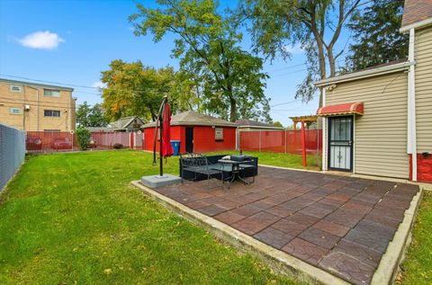Tiny photo for 12412 S Lincoln Street, Calumet Park, IL 60827 (MLS # 12506358)