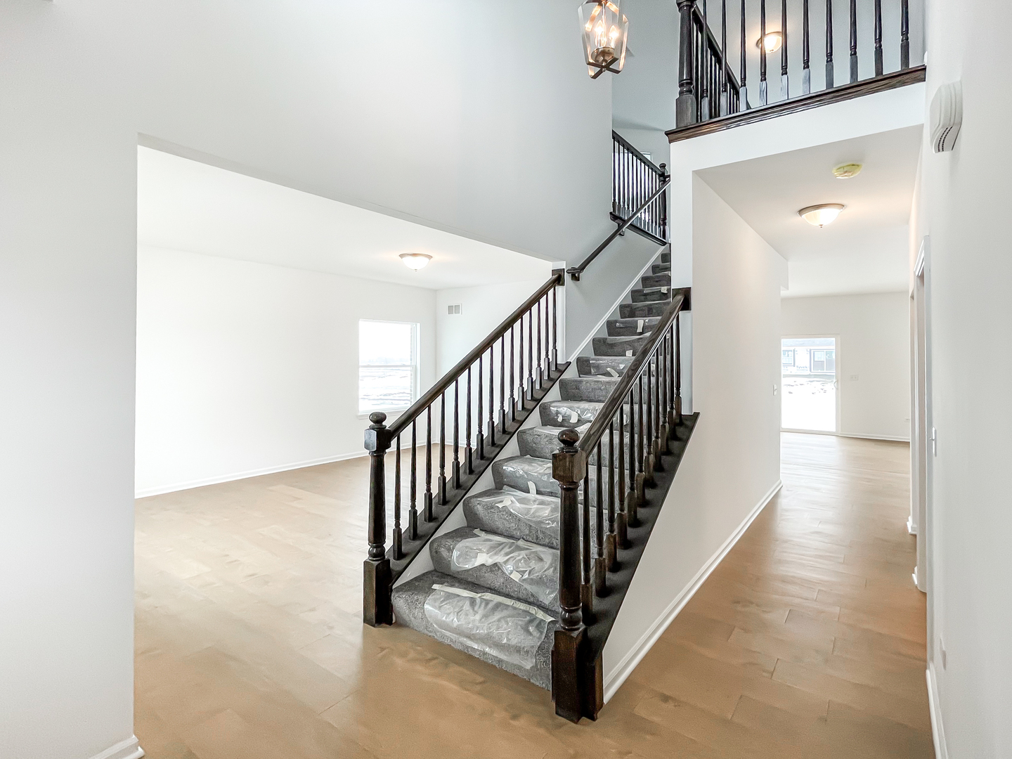 895 WILLOW Road