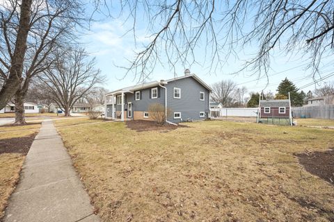 Tiny photo for 925 Haish Boulevard, DeKalb, IL 60115 (MLS # 12548925)