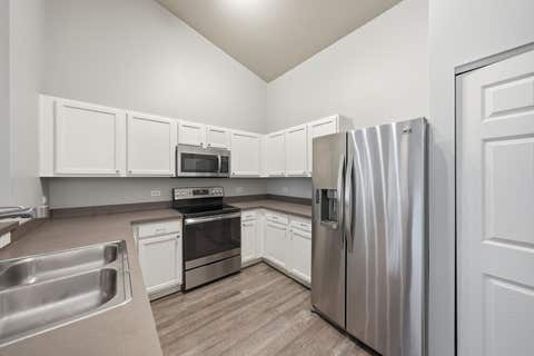 Tiny photo for 125 Silverstone Drive #125, Carpentersville, IL 60110 (MLS # 12742797)
