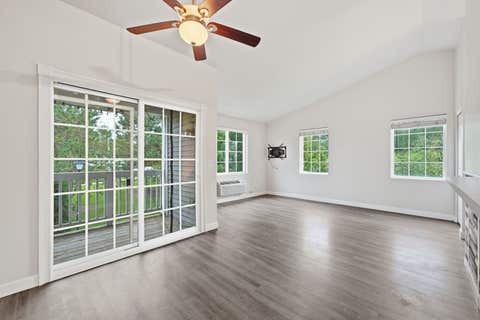Tiny photo for 125 Silverstone Drive #125, Carpentersville, IL 60110 (MLS # 12742797)