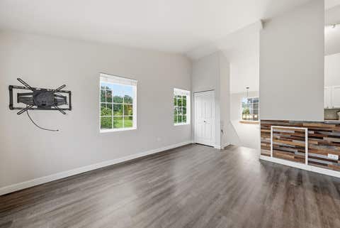 Tiny photo for 125 Silverstone Drive #125, Carpentersville, IL 60110 (MLS # 12742797)