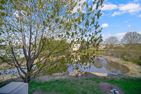 Tiny photo for 439 Bay Tree Circle, Vernon Hills, IL 60061 (MLS # 12701803)