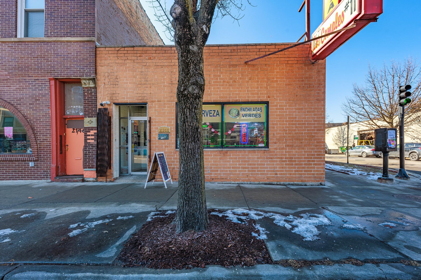 2148 N Milwaukee Avenue