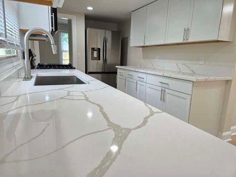 Tiny photo for 2524 GRAY Court, Waukegan, IL 60085 (MLS # 12433734)
