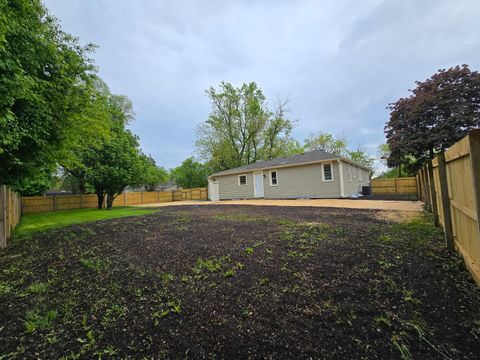 Tiny photo for 2524 GRAY Court, Waukegan, IL 60085 (MLS # 12433734)