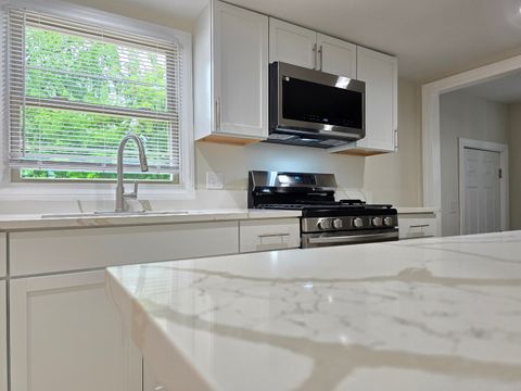 Tiny photo for 2524 GRAY Court, Waukegan, IL 60085 (MLS # 12433734)
