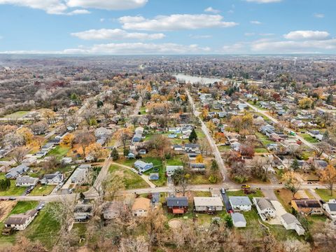 Tiny photo for 413 Plum Street, Lake In The Hills, IL 60156 (MLS # 12538199)