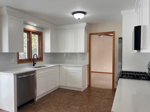 Tiny photo for 10 Joyce Court, Crete, IL 60417 (MLS # 12593822)