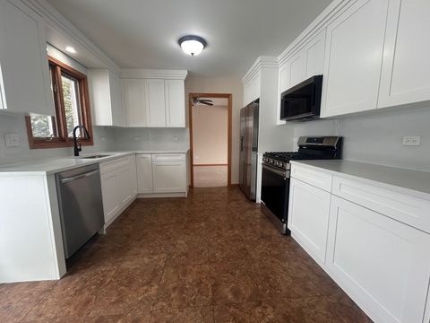 Tiny photo for 10 Joyce Court, Crete, IL 60417 (MLS # 12593822)