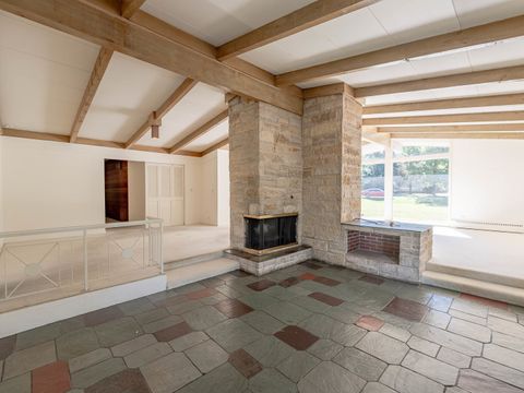 Tiny photo for 328 Walnut Lane, Oak Brook, IL 60523 (MLS # 12491324)