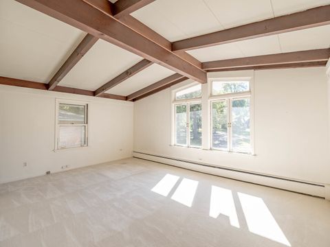 Tiny photo for 328 Walnut Lane, Oak Brook, IL 60523 (MLS # 12491324)