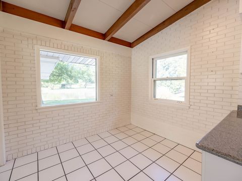 Tiny photo for 328 Walnut Lane, Oak Brook, IL 60523 (MLS # 12491324)