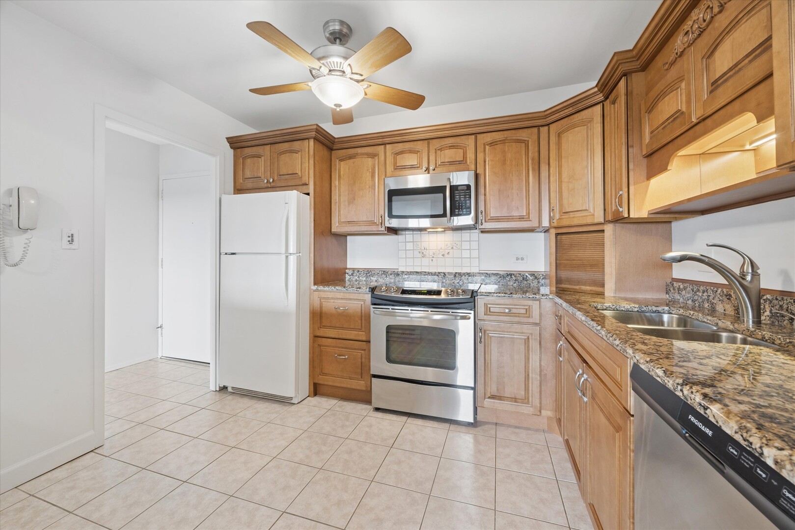 141 N La Grange Road 903