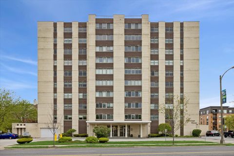 Photo of 141 N La Grange Road #903, La Grange, IL 60525 (MLS # 12634135)