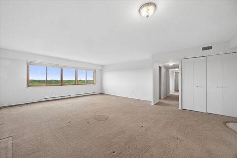 Tiny photo for 141 N La Grange Road #903, La Grange, IL 60525 (MLS # 12634135)