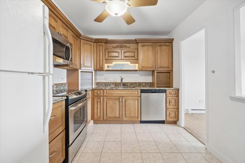Tiny photo for 141 N La Grange Road #903, La Grange, IL 60525 (MLS # 12634135)