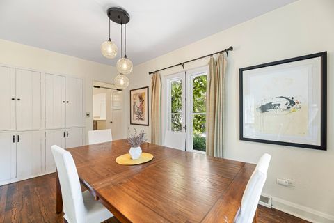 Tiny photo for 325 Lincolnwood Road, Highland Park, IL 60035 (MLS # 12496472)