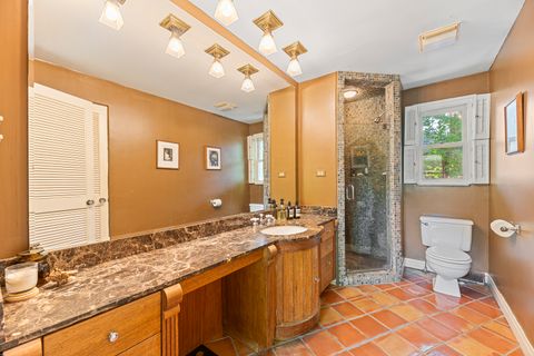 Tiny photo for 325 Lincolnwood Road, Highland Park, IL 60035 (MLS # 12496472)