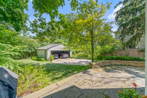 Tiny photo for 325 Lincolnwood Road, Highland Park, IL 60035 (MLS # 12496472)