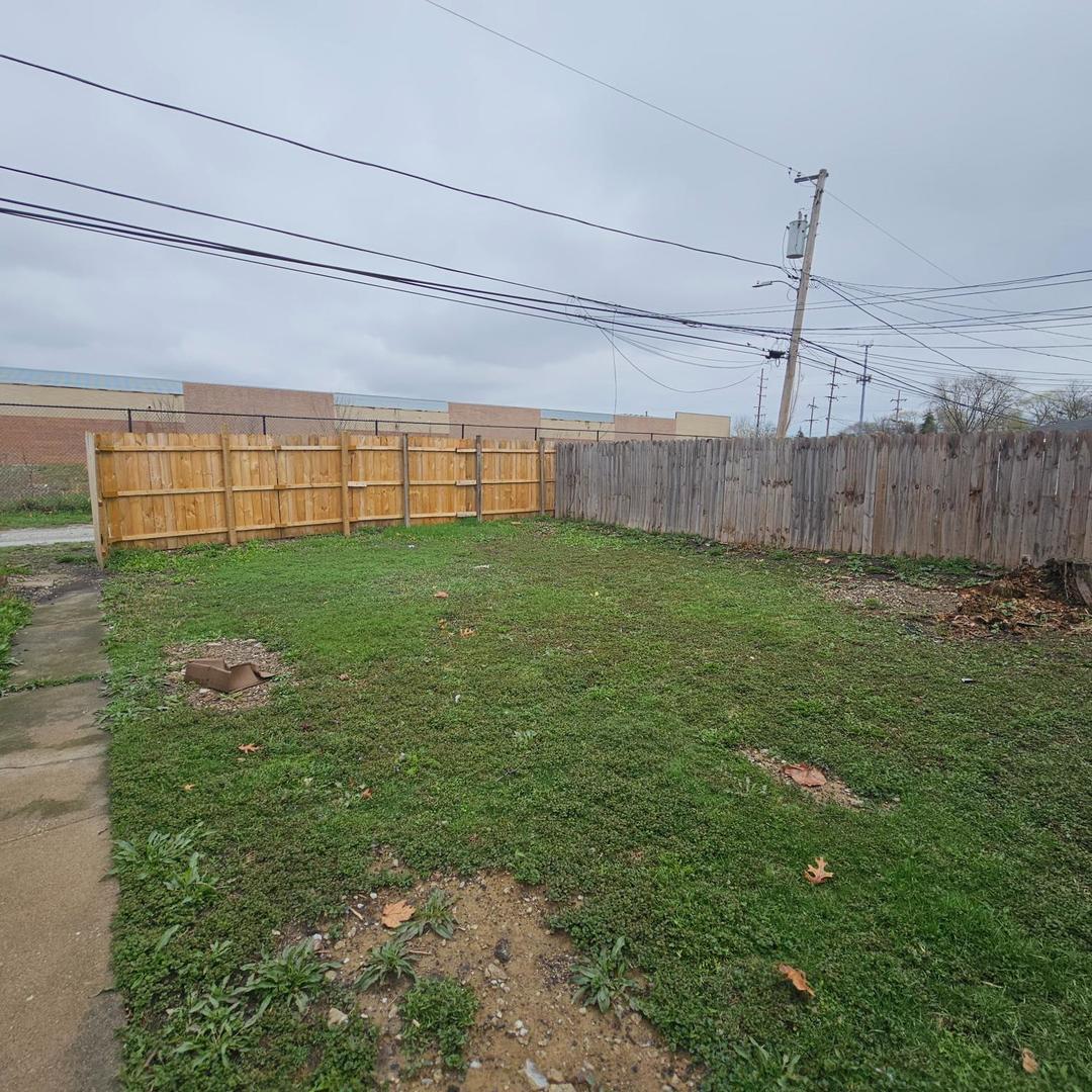 2626 W 96th Place