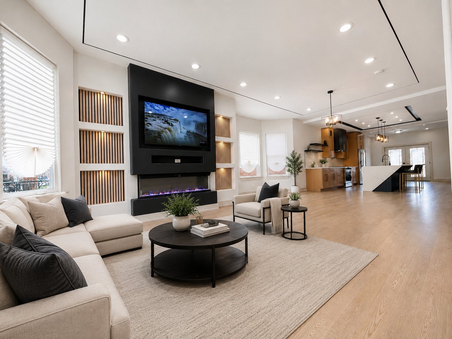 2222 Highland Avenue