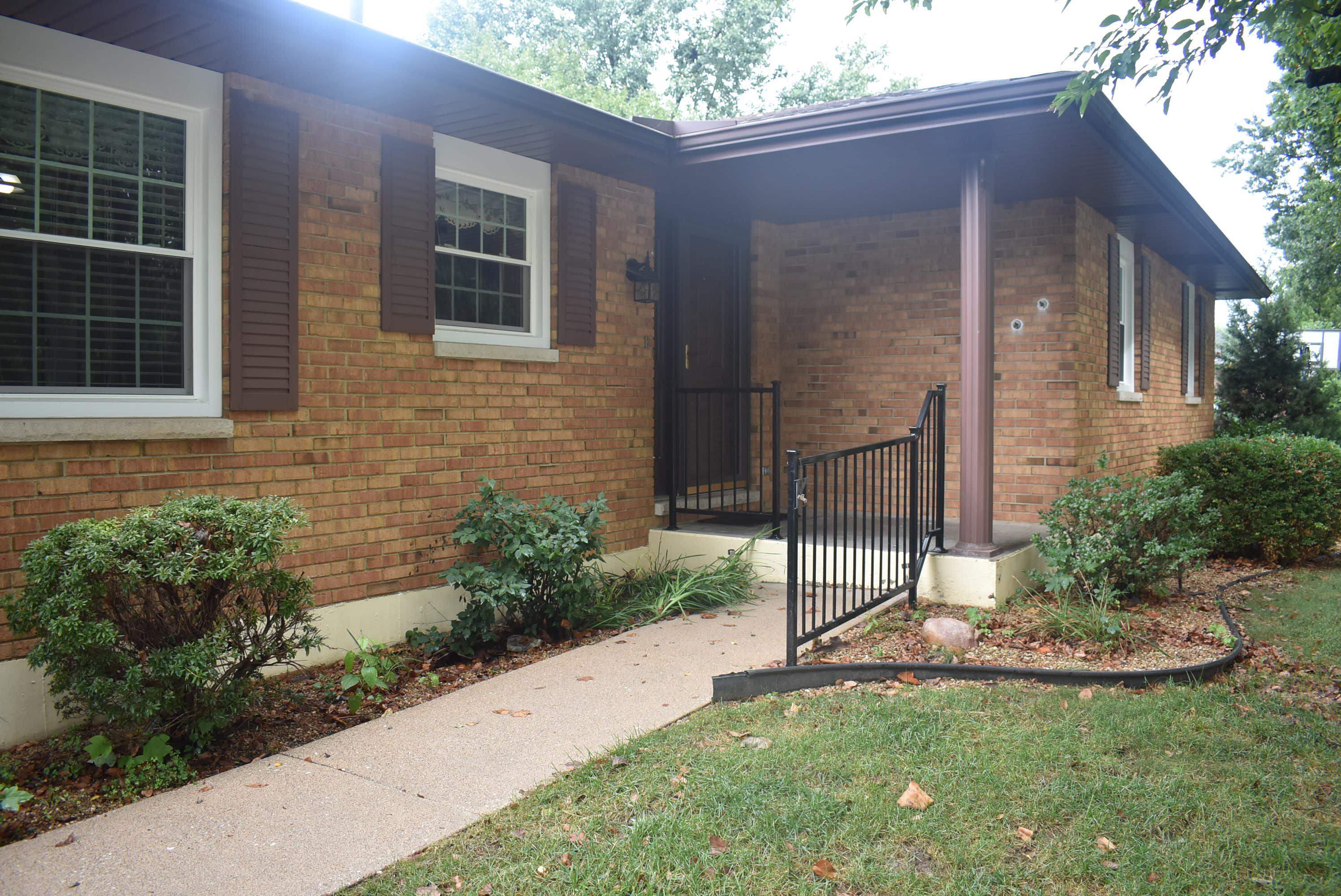 3025 Lantern Lane
