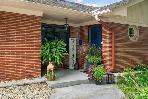 Tiny photo for 121 W 3rd Street, Sandwich, IL 60548 (MLS # 12431151)