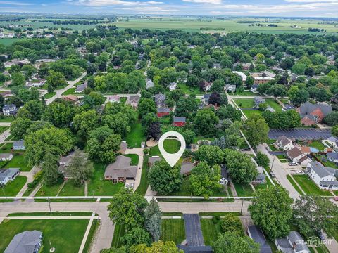 Tiny photo for 121 W 3rd Street, Sandwich, IL 60548 (MLS # 12431151)