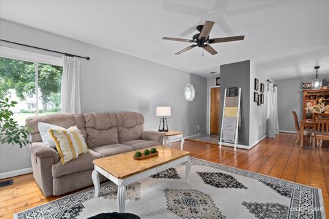 Tiny photo for 121 W 3rd Street, Sandwich, IL 60548 (MLS # 12431151)