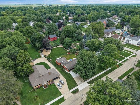Tiny photo for 121 W 3rd Street, Sandwich, IL 60548 (MLS # 12431151)