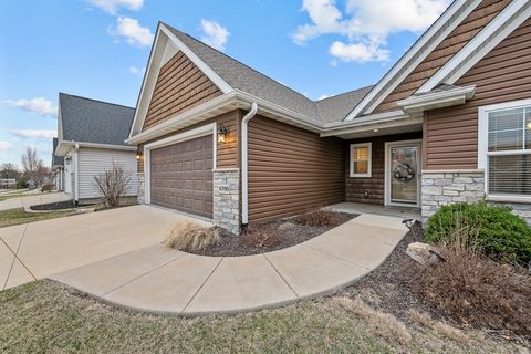 Tiny photo for 4709 Pheasant Creek Avenue, Davenport, IA 52807 (MLS # 12602399)