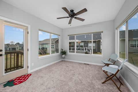 Tiny photo for 4709 Pheasant Creek Avenue, Davenport, IA 52807 (MLS # 12602399)