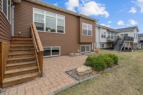 Tiny photo for 4709 Pheasant Creek Avenue, Davenport, IA 52807 (MLS # 12602399)