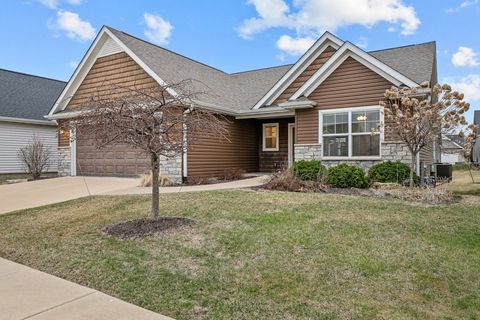 Tiny photo for 4709 Pheasant Creek Avenue, Davenport, IA 52807 (MLS # 12602399)