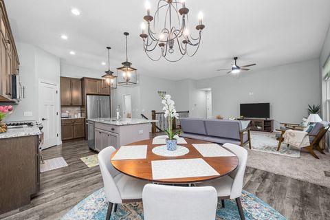 Tiny photo for 4709 Pheasant Creek Avenue, Davenport, IA 52807 (MLS # 12602399)