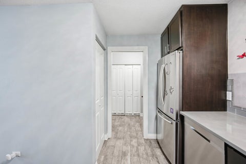 Tiny photo for 17 Whitehall Court, Buffalo Grove, IL 60089 (MLS # 12726626)