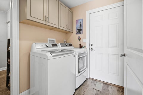 Tiny photo for 17 Whitehall Court, Buffalo Grove, IL 60089 (MLS # 12726626)