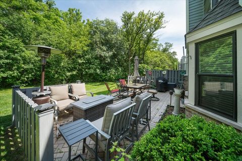 Tiny photo for 2619 BURTON Drive, Westchester, IL 60154 (MLS # 12663119)